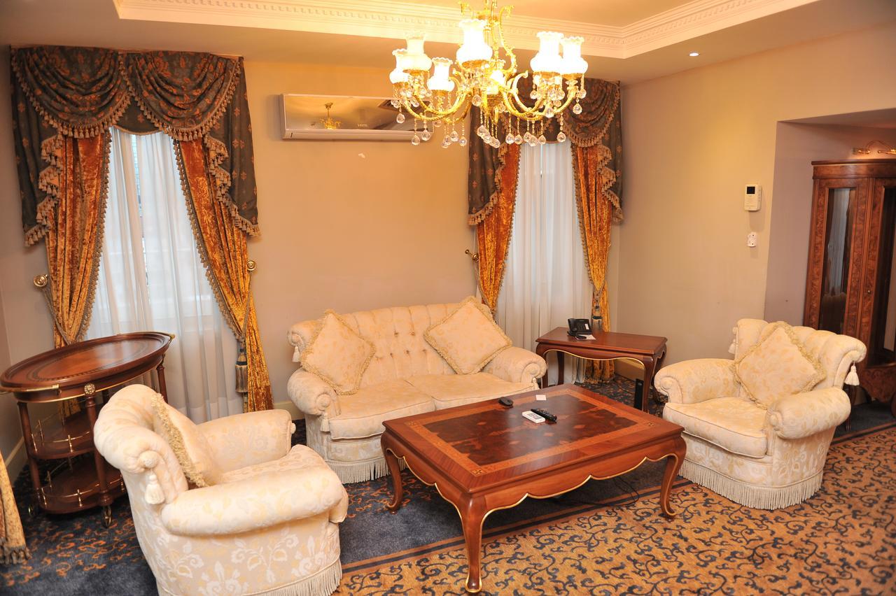 Hotel Intourist Palace Batoemi Kamer foto